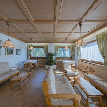 Locanda Pensione Maria Виго-ди-Фасса Экстерьер фото