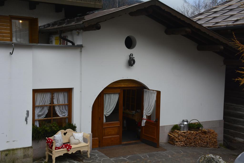 Locanda Pensione Maria Виго-ди-Фасса Экстерьер фото