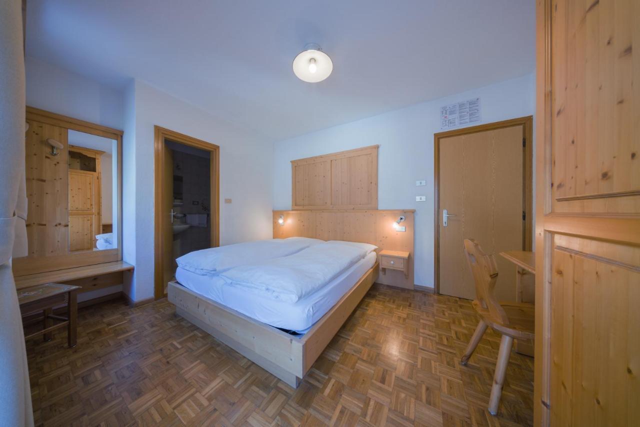 Locanda Pensione Maria Виго-ди-Фасса Экстерьер фото