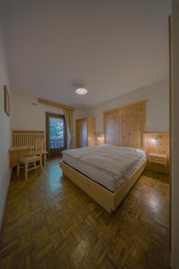 Locanda Pensione Maria Виго-ди-Фасса Экстерьер фото